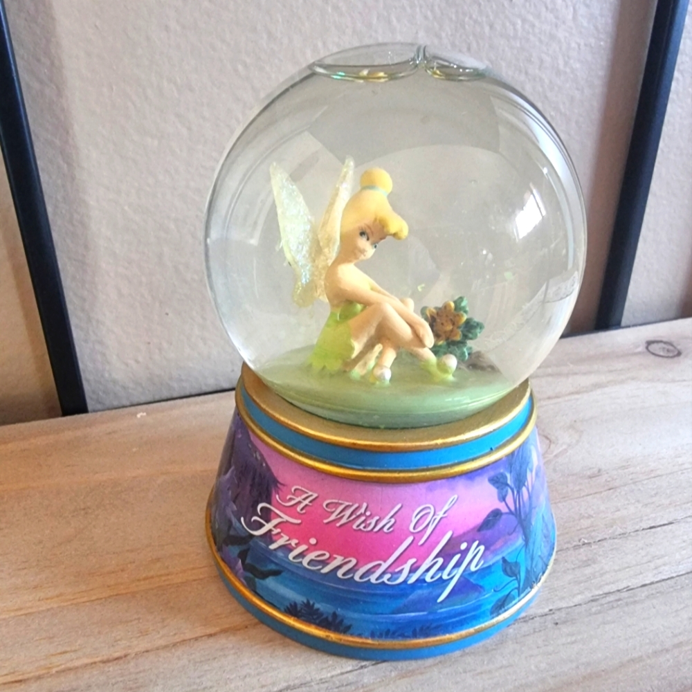 The Bradford Exchange "A Wish Of Friendship" Tinker Bell's Musical Water Globe